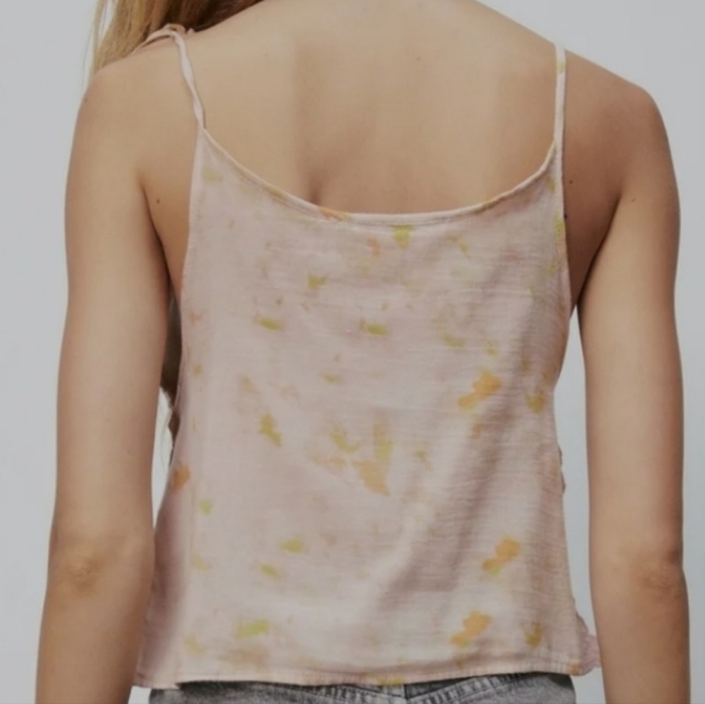NWT Embroidered Tank - Picture 3 of 8